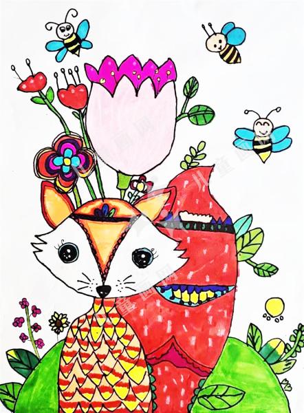 花丛中的小狐狸