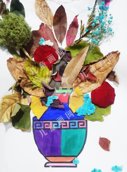 花瓶里的落叶