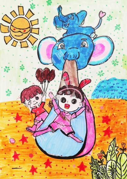 玩滑梯的小朋友