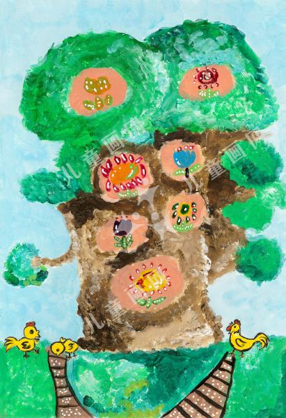 藏在树洞里的花